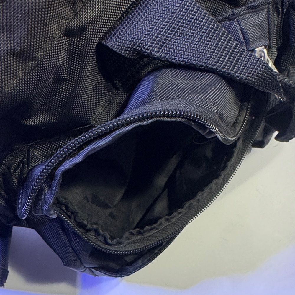 Jeep Black Duffel Bag Baby Traveler, Diaper Bag - Picture 3 of 16